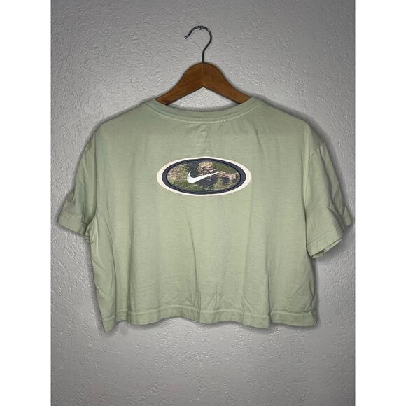 Nike Revival Pack essential logo crop t-shirt in pale green - Picture 6 of 7